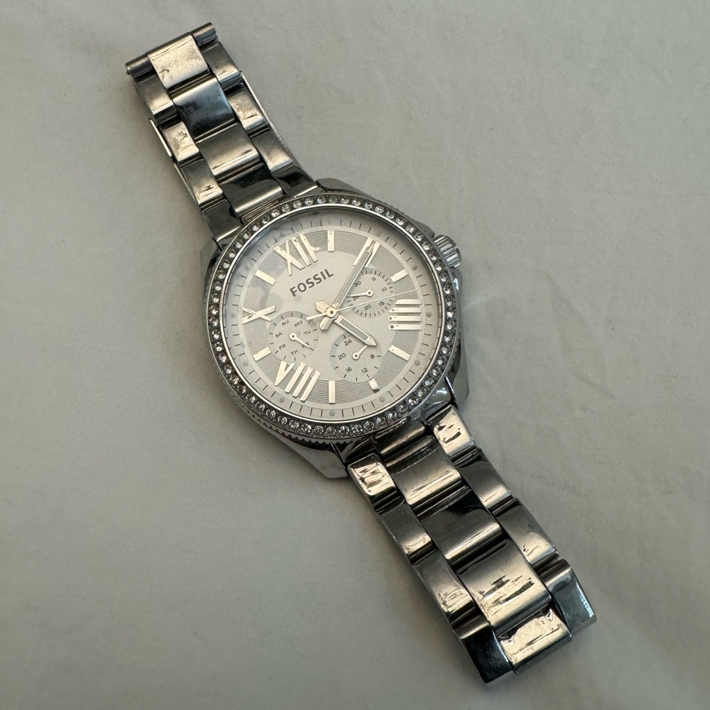 Fossil Watch - Picture 3 of 8